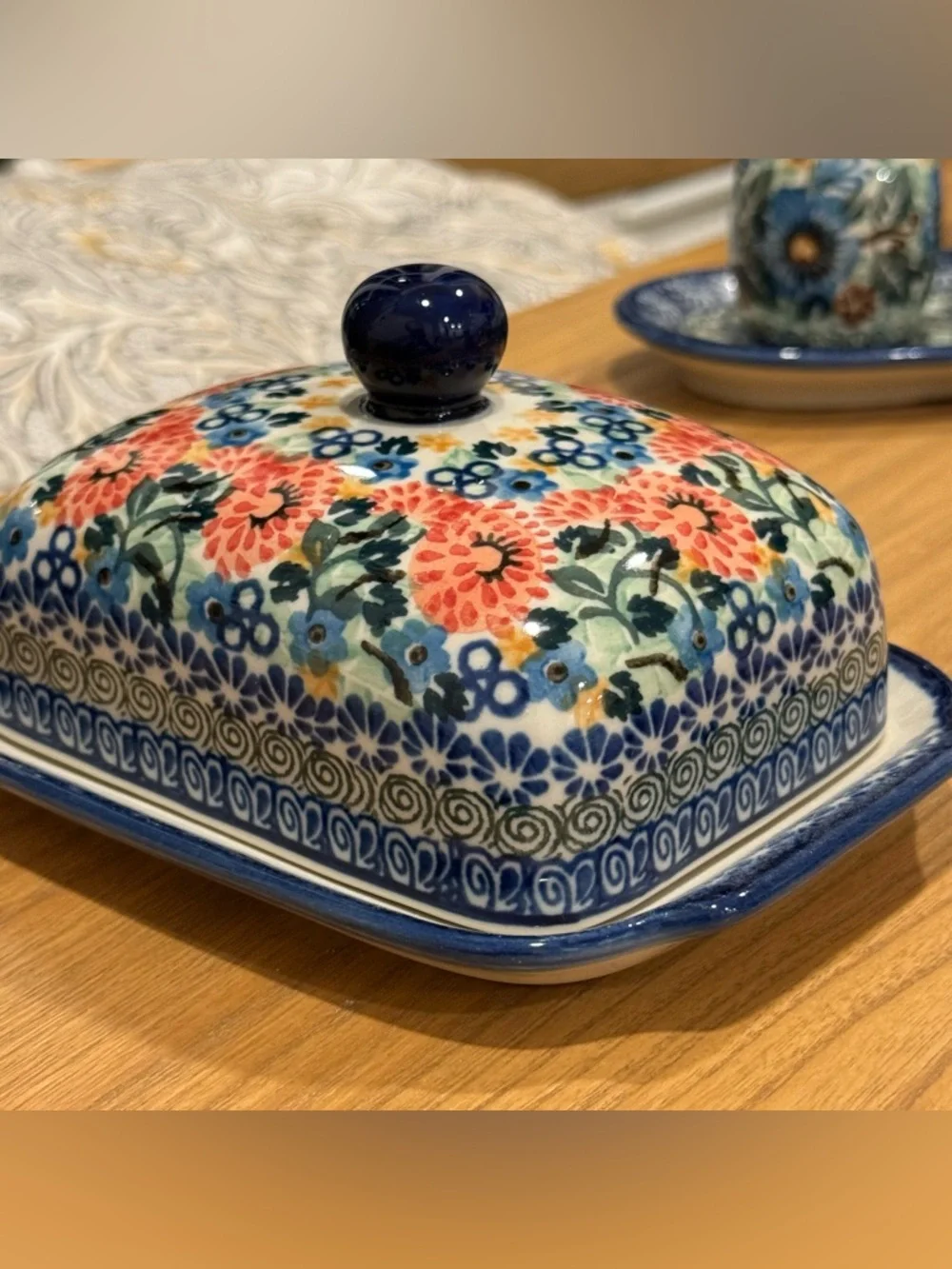 Polish Pottery Sparrow 2-Piece Covered Butter Dish.
